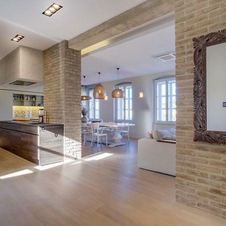 Apartments Argemonia Mali Lošinj Eksteriør bilde