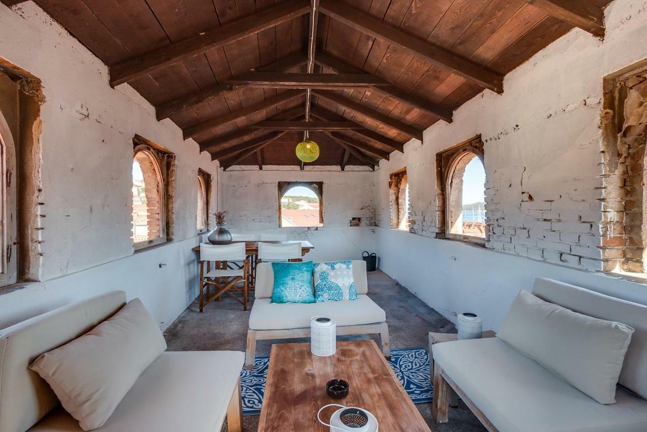 Apartments Argemonia Mali Lošinj Eksteriør bilde