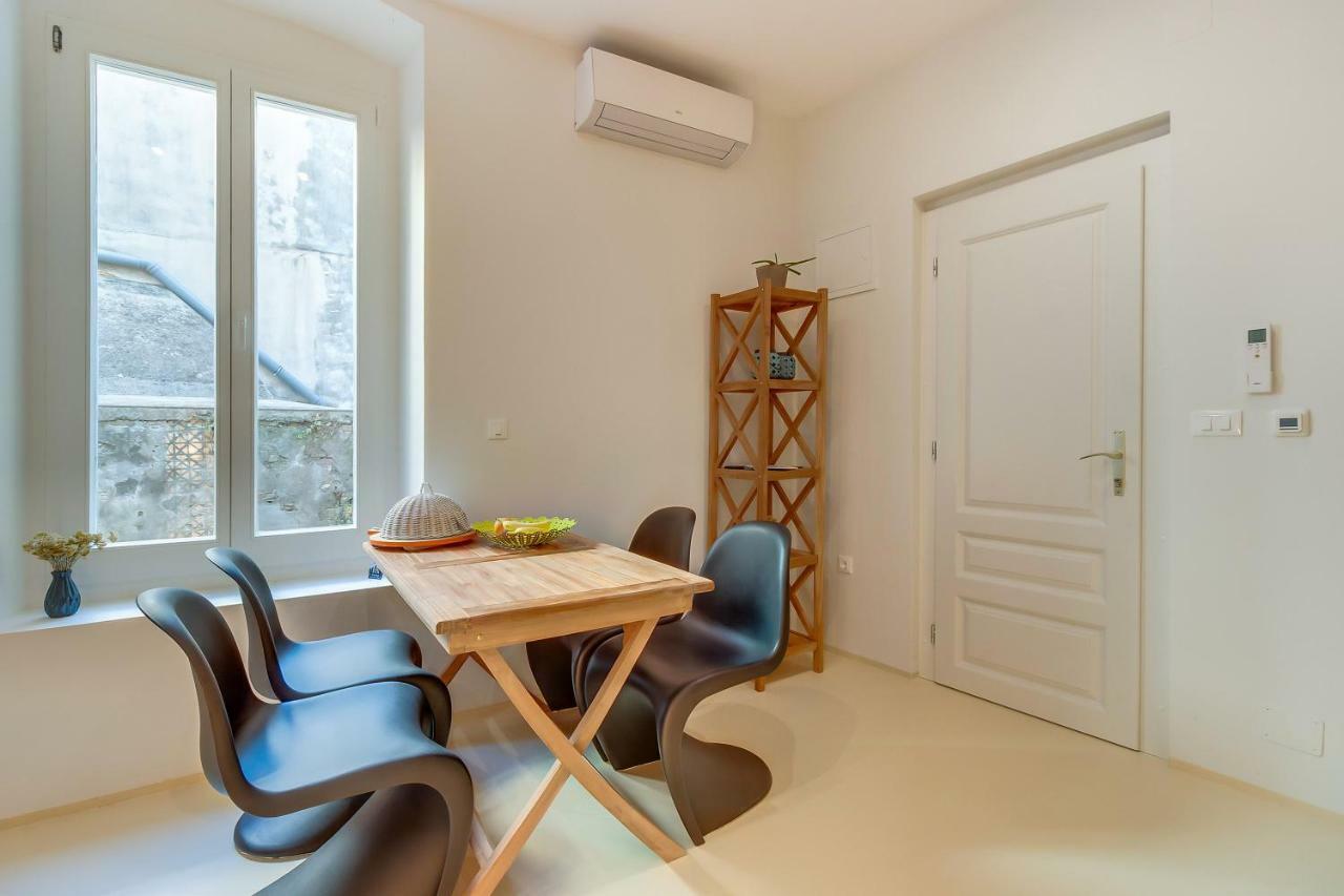 Apartments Argemonia Mali Lošinj Eksteriør bilde