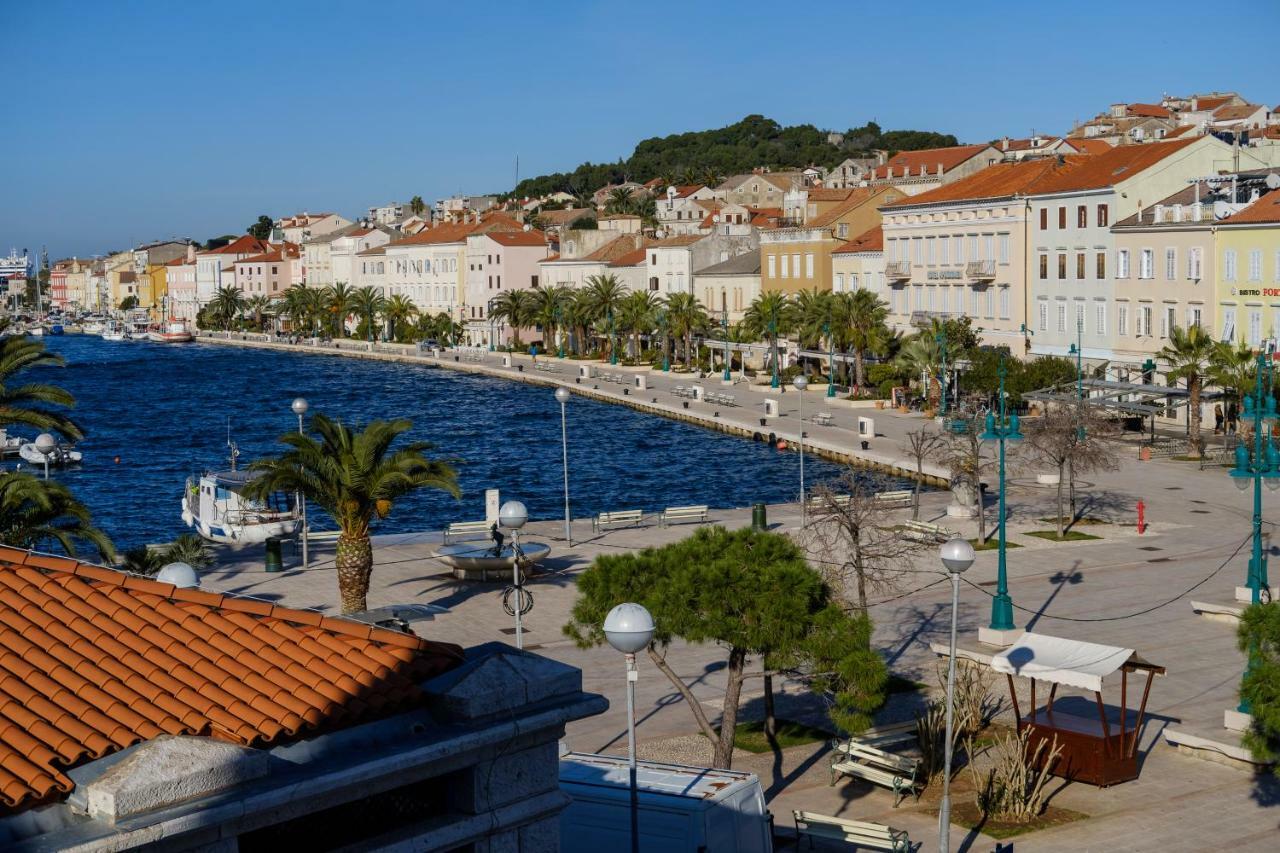 Apartments Argemonia Mali Lošinj Eksteriør bilde